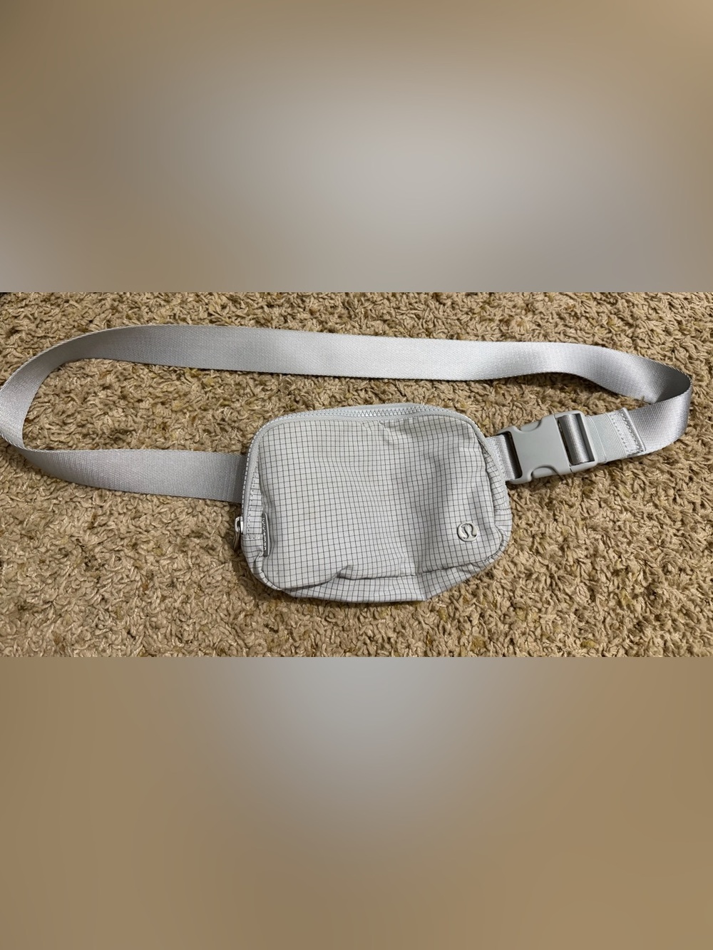 Lululemon Women’s Gray Grid Crossbody Belt Bag